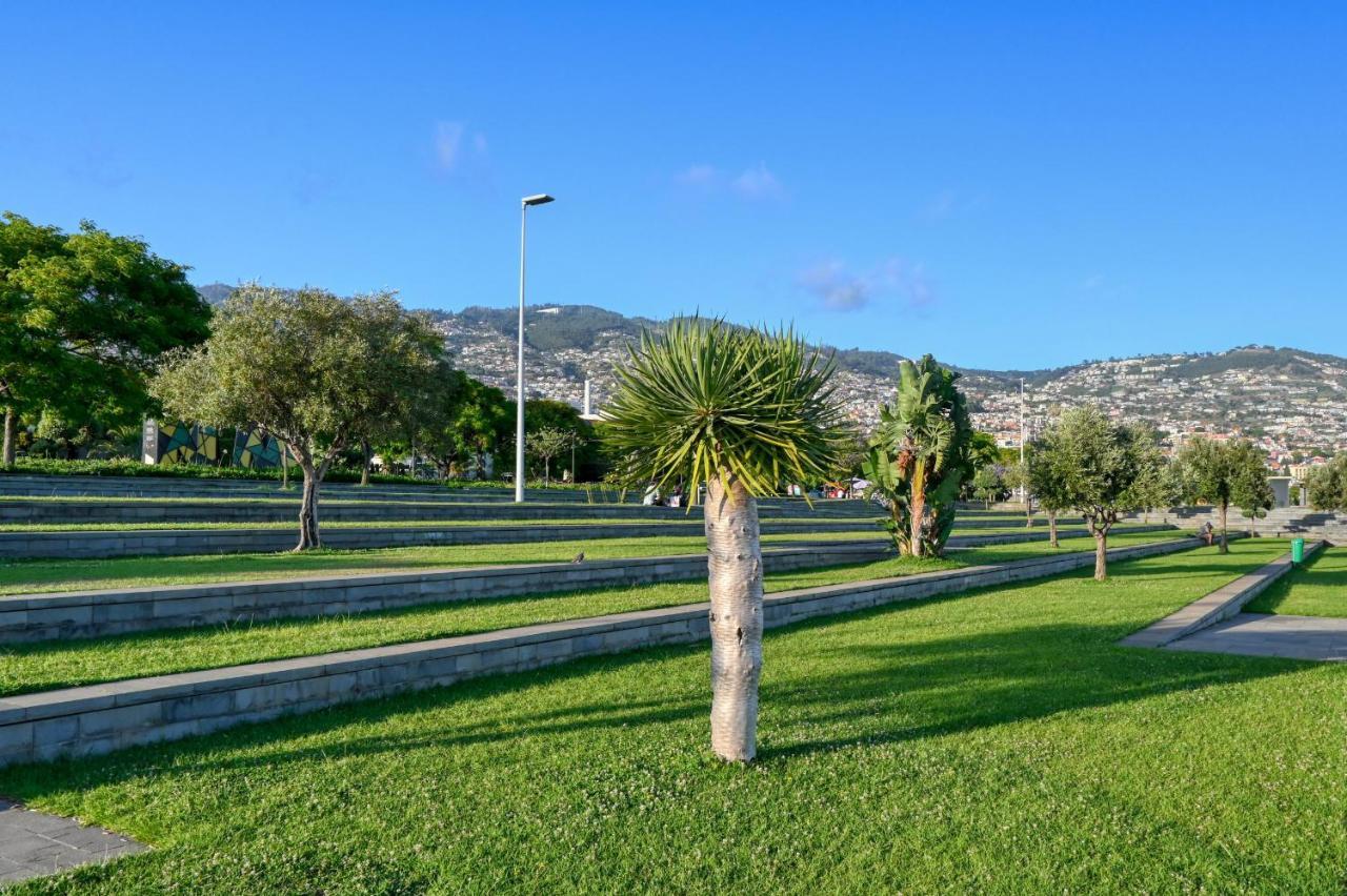 Colombo Square, A Home In Madeira Φουνκάλ Εξωτερικό φωτογραφία